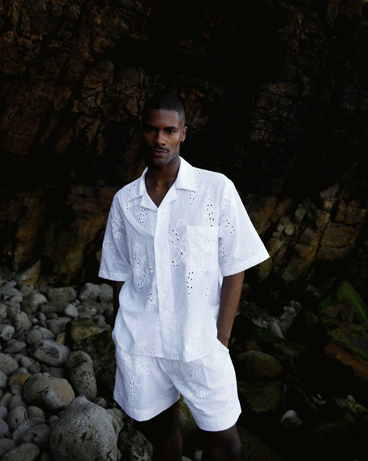 SHIRT FLOWER EMBROIDERY - WHITE